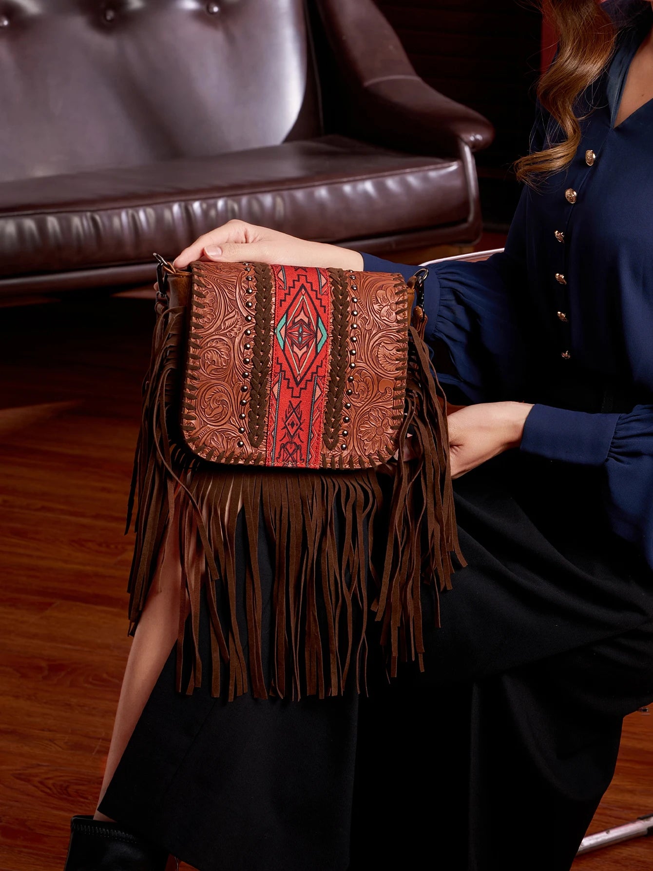 Crossbody bag versatile western