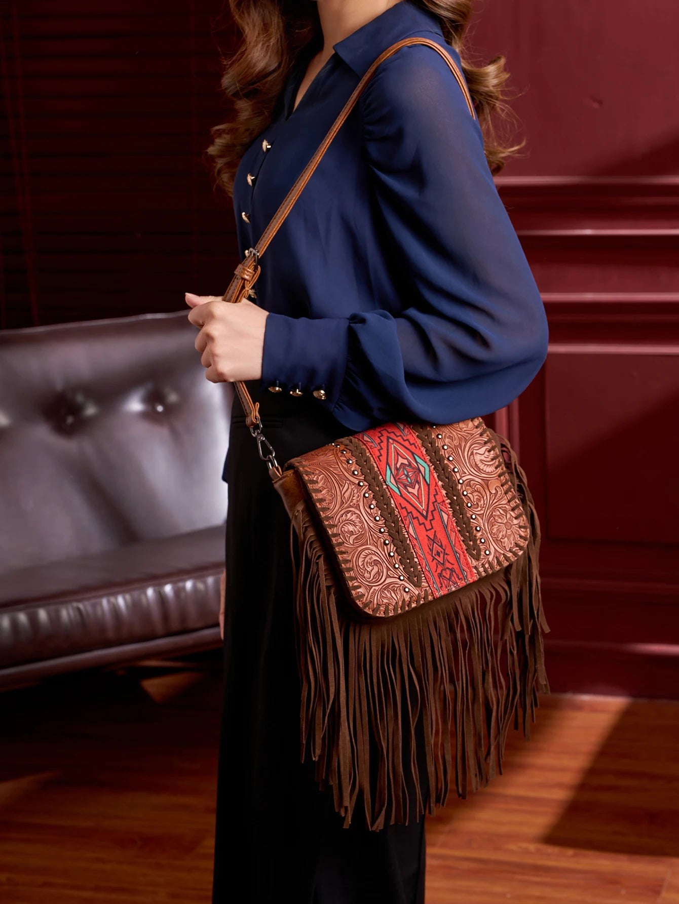 Crossbody bag versatile western